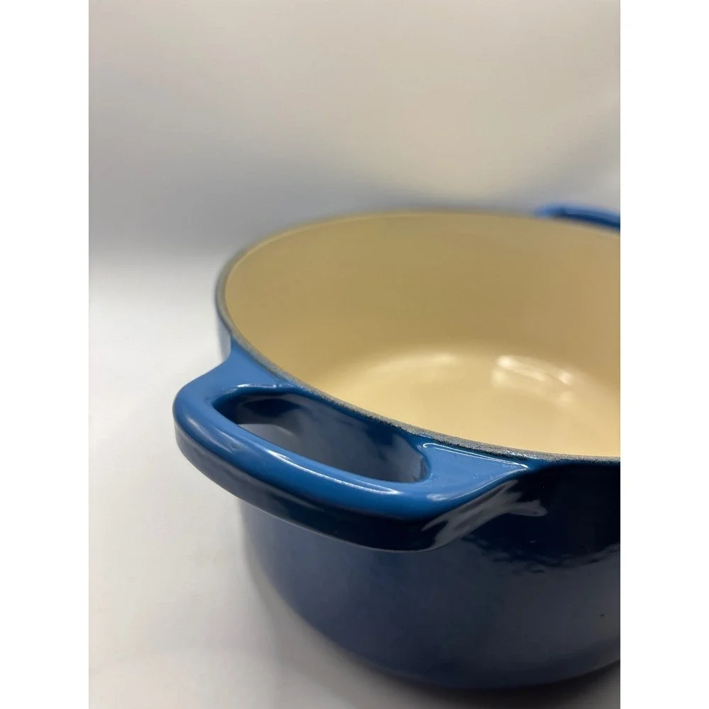 Le Creuset Signature Cast Iron Oval Dutch Oven Marseille Blue 4.25 Qt Size 27